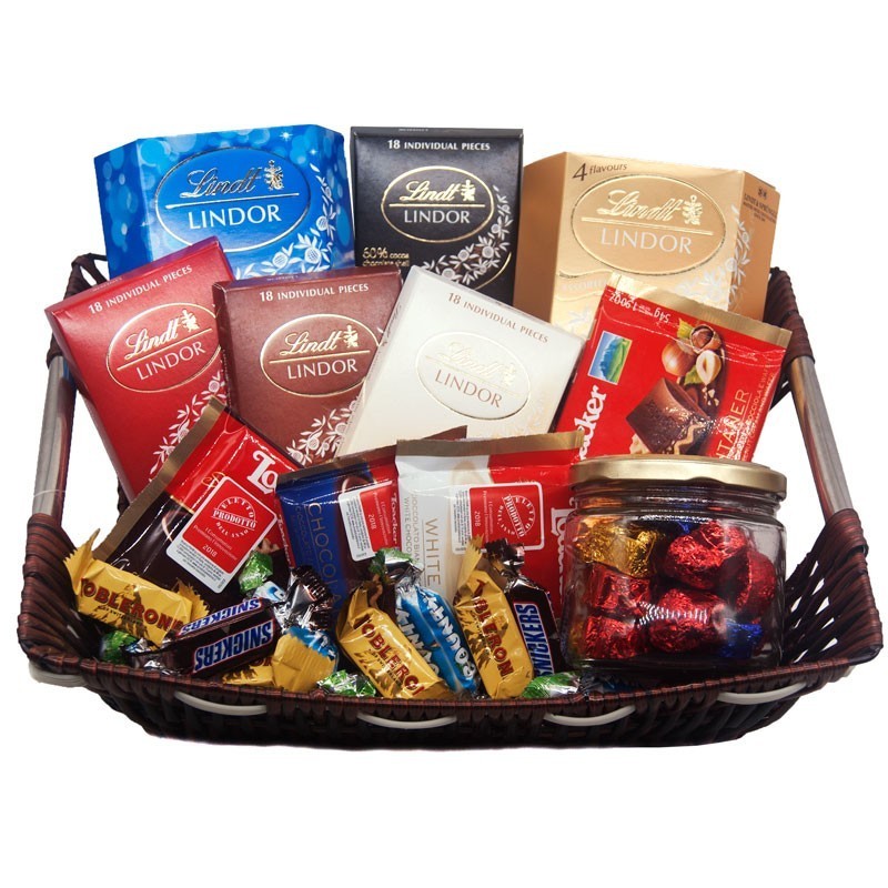 Lindt Lindor Chocolate Gift Basket | Gifts to Nepal | Giftmandu