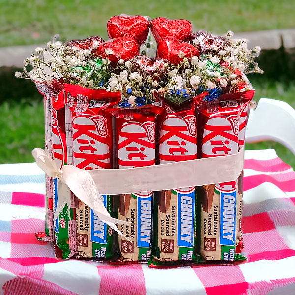 Gourmet & Kitkat Chocolates Bouquet Gift | Gifts to Nepal | Giftmandu