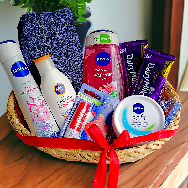 Beauty Care Gift Hamper for Her Gifts to Nepal Giftmandu
